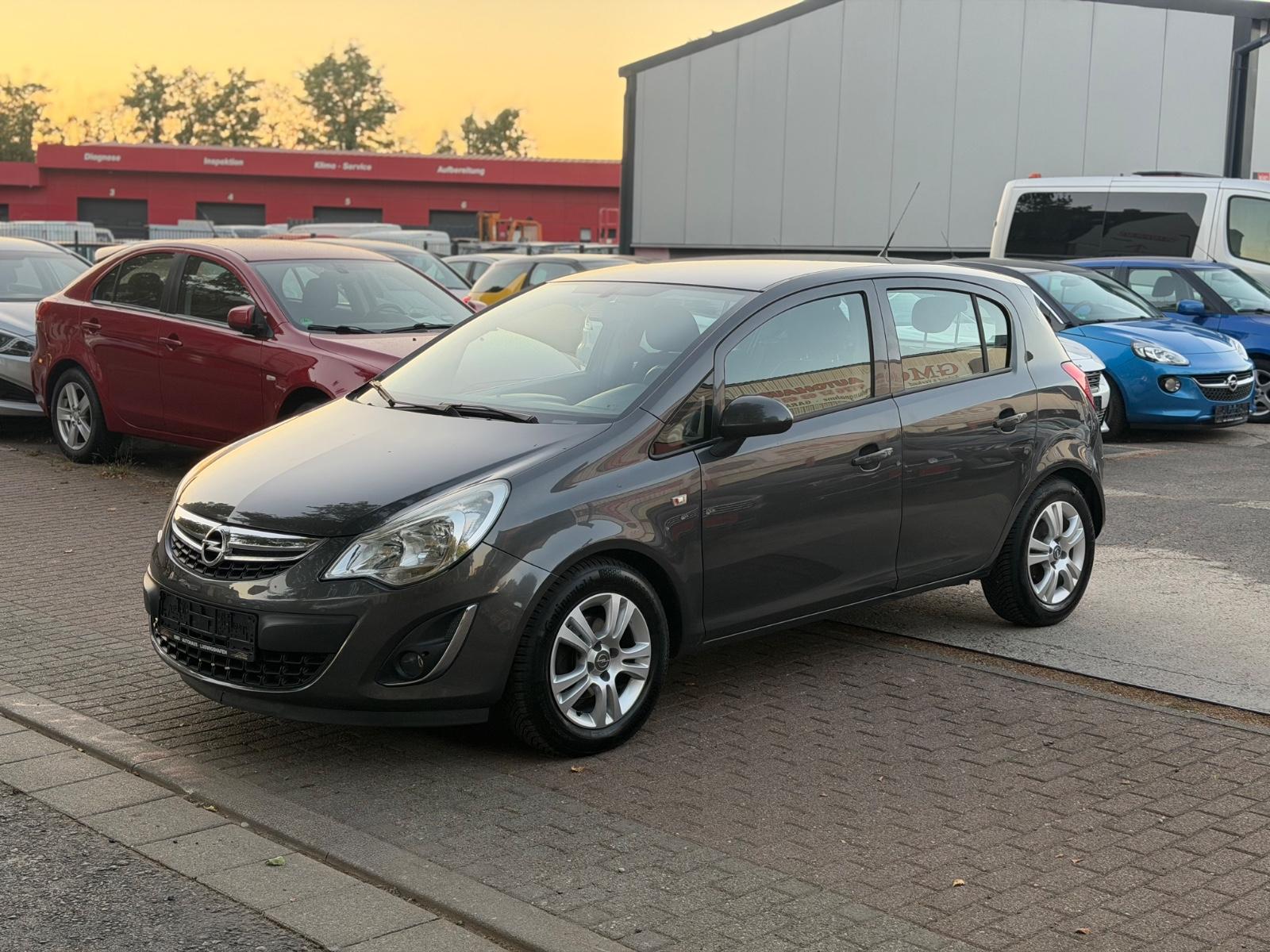 Opel Corsa D Satellite