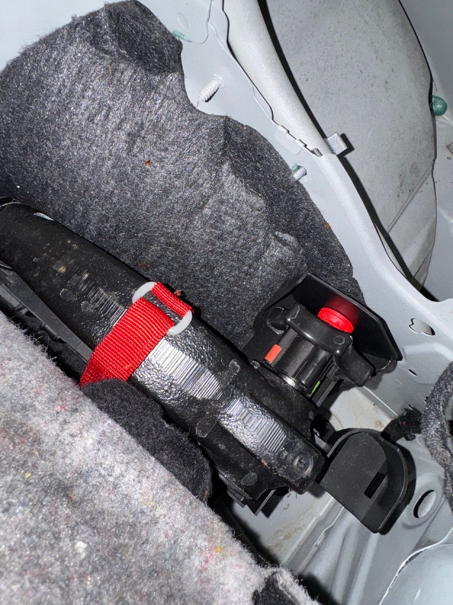 Fahrzeugabbildung Mercedes-Benz B 180 CDI AUTOMATIK TEMPOMAT KLIMA PANORAMA
