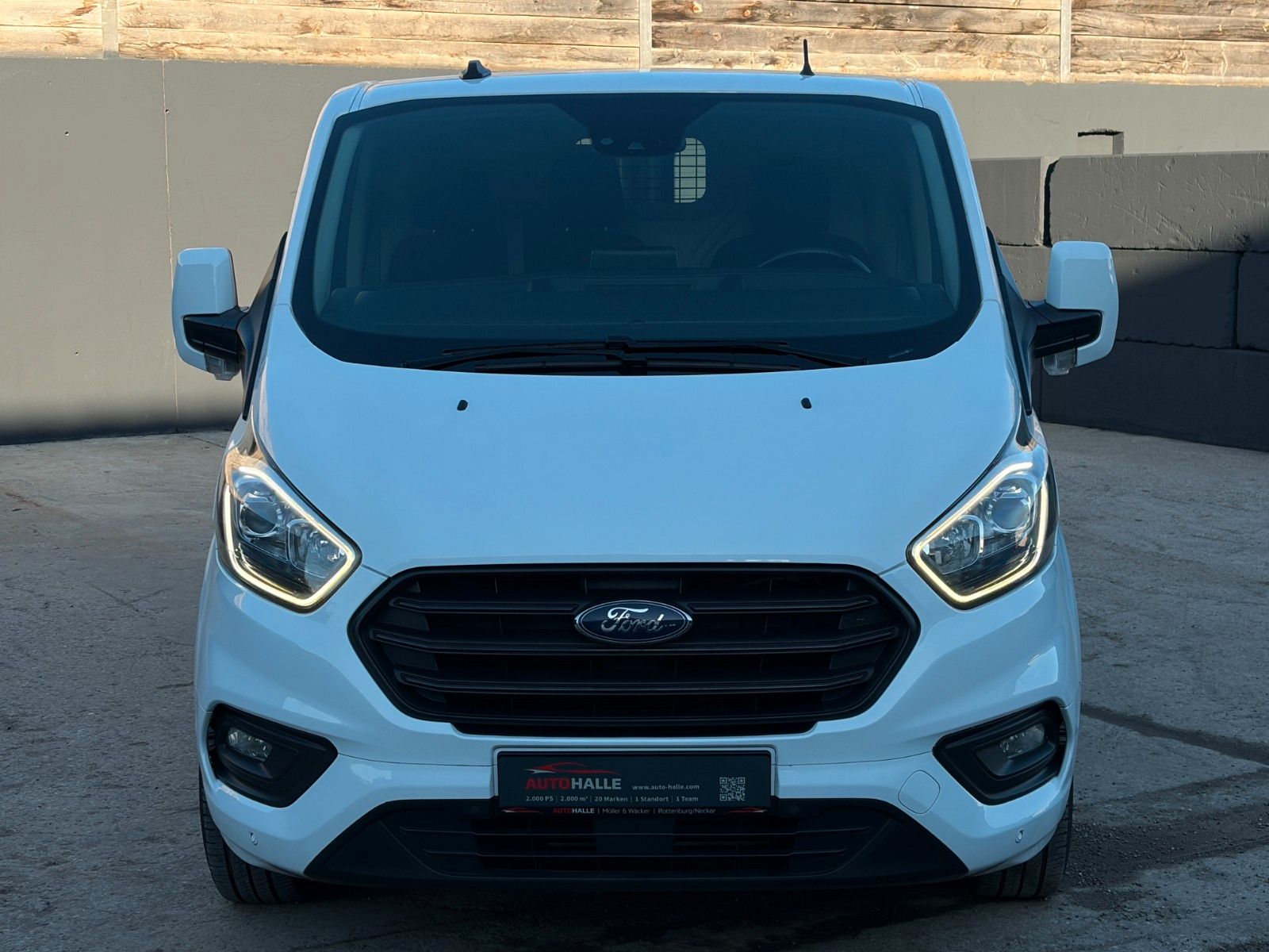 Fahrzeugabbildung Ford Transit Custom Kasten 340 L1 Trend Auto. StHz