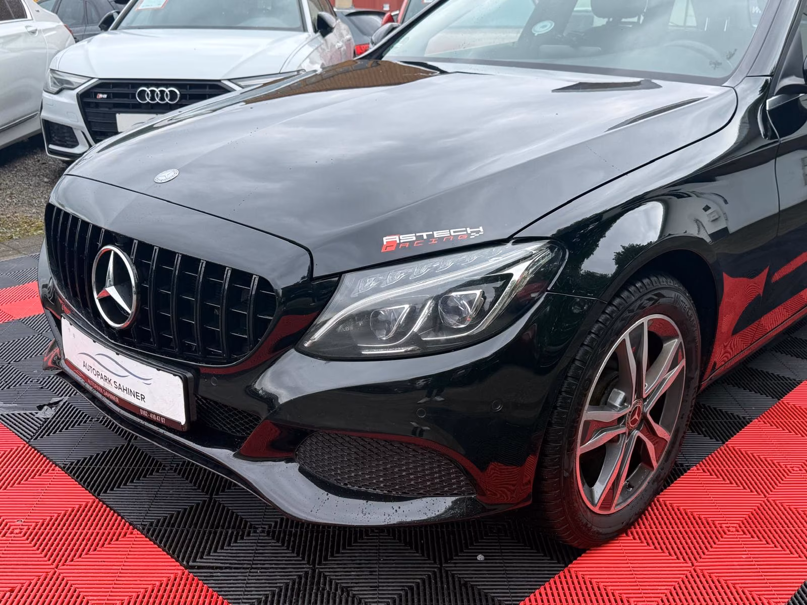 Mercedes-Benz C200 2015 — photo 7