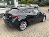 Mazda 3 Lim. Sports-Line Navi Head-Up Xenon Shz. Klima - gebrauchte Mazda 3 aus dem Jahr 2016