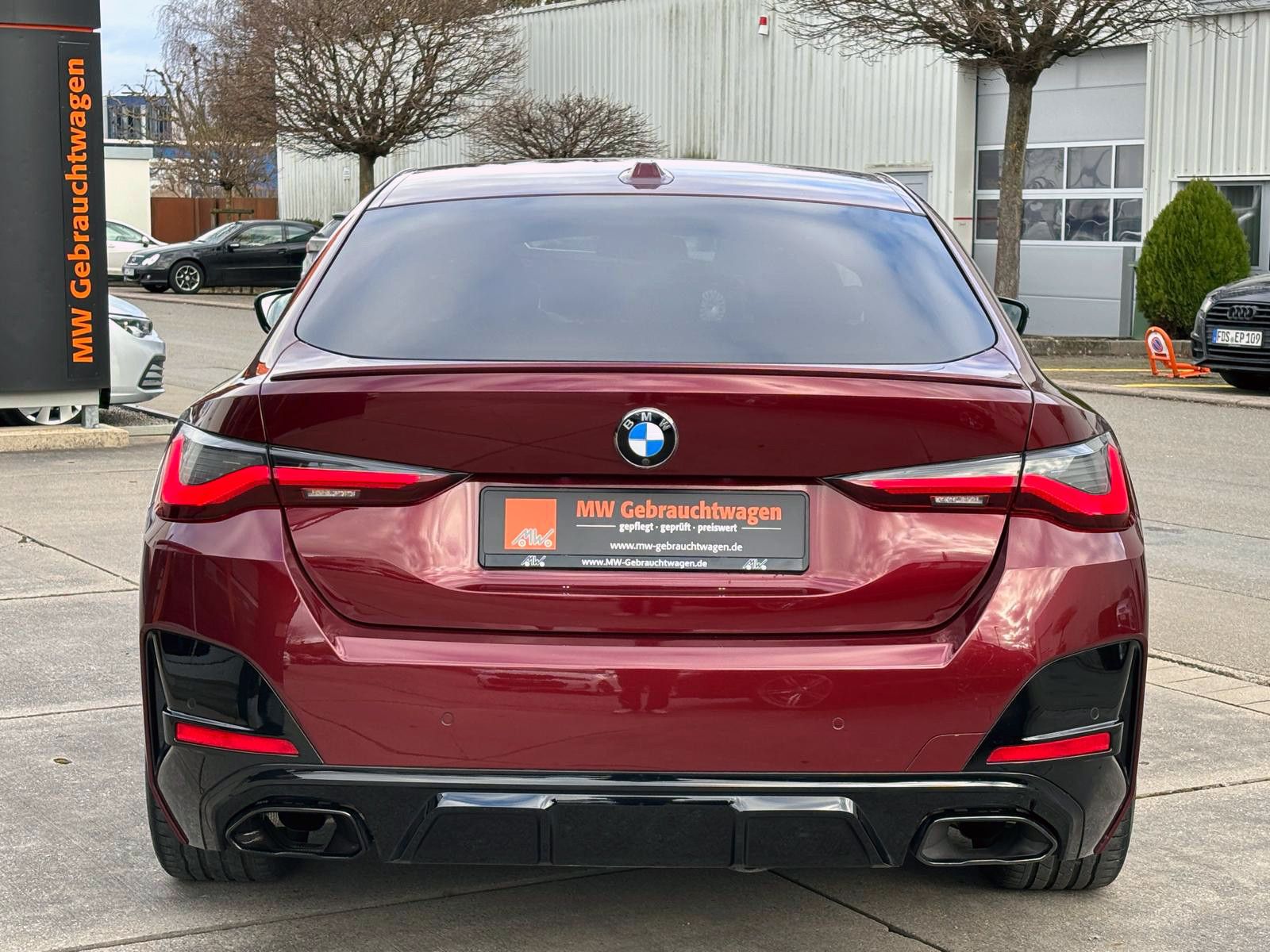 Fahrzeugabbildung BMW M440i xDrive Gran Coupe Laser ACC KAM AHK HUD BT