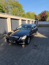 Mercedes-Benz E 350 CDI T BlueEFFICIENCY AVANTGARDE - Mercedes-Benz E 350 in Leverkusen