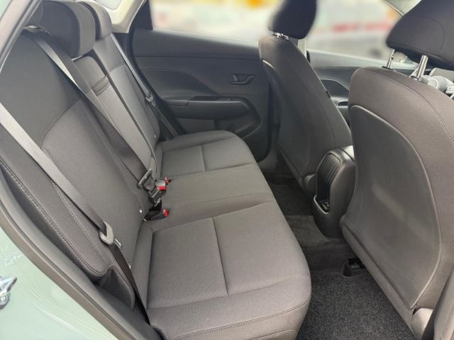 Fahrzeugabbildung Hyundai KONA Select 2WD +KLIMA+PDC+RFK+NAVI+CARPLAY+UVM+