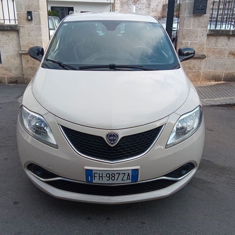 Image of Lancia Ypsilon