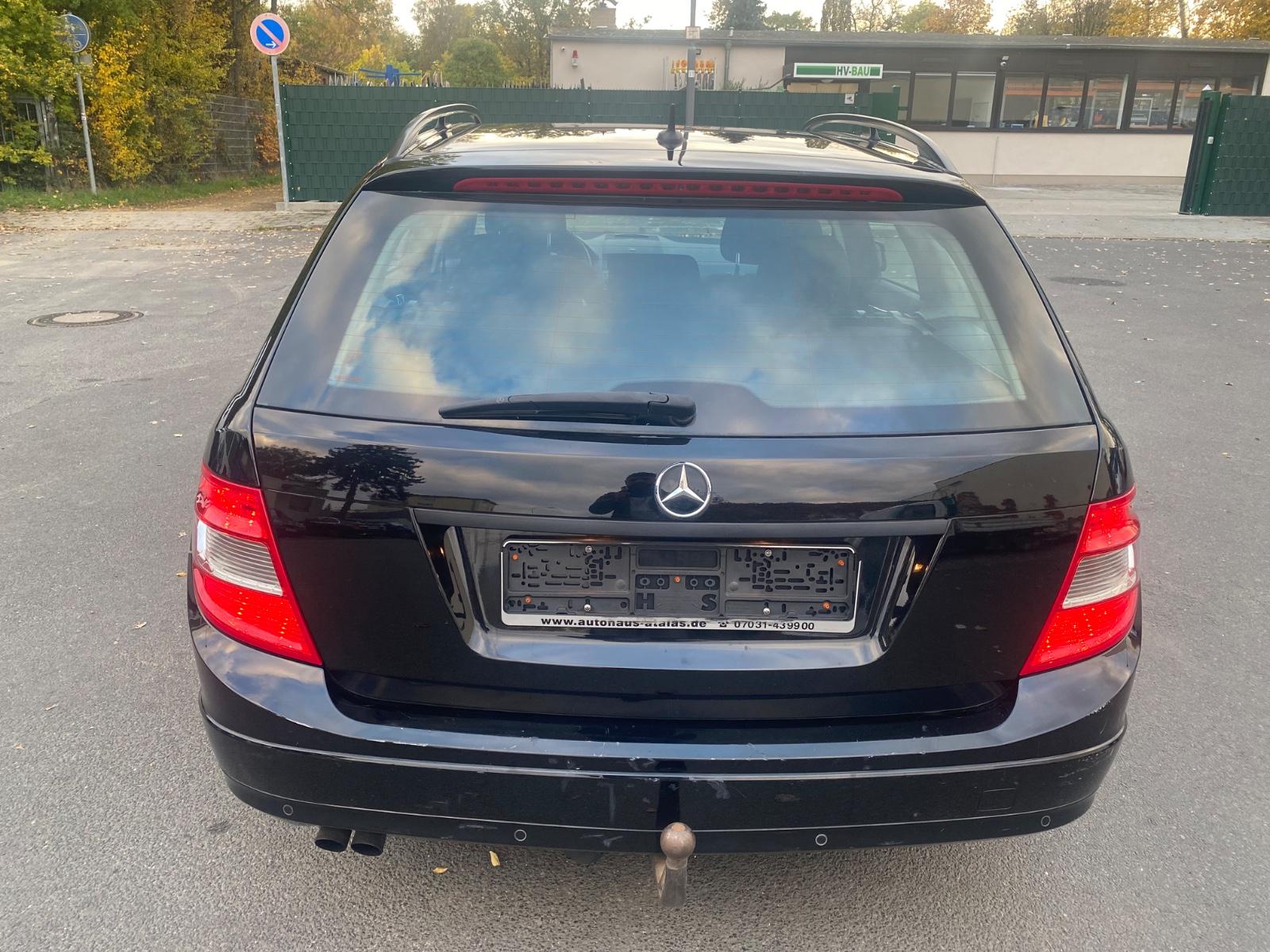 Mercedes-Benz C200 2010 — photo 6