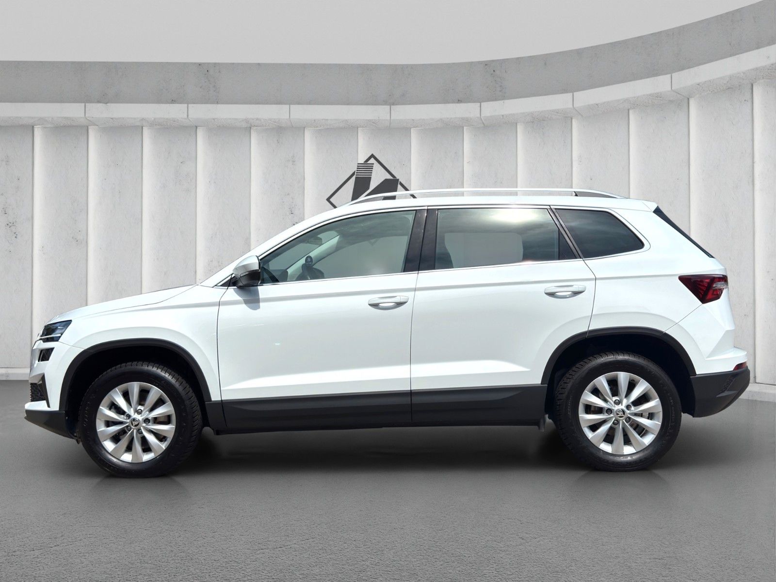 Fahrzeugabbildung SKODA Karoq 1.5L*DSG*AHK*Navi*LED*Kamera*TOP**