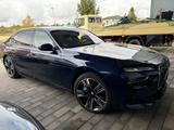 BMW 740 d xDrive  IconicGlow Individualleder Standhz - gebrauchte BMW 740 aus dem Jahr 2024