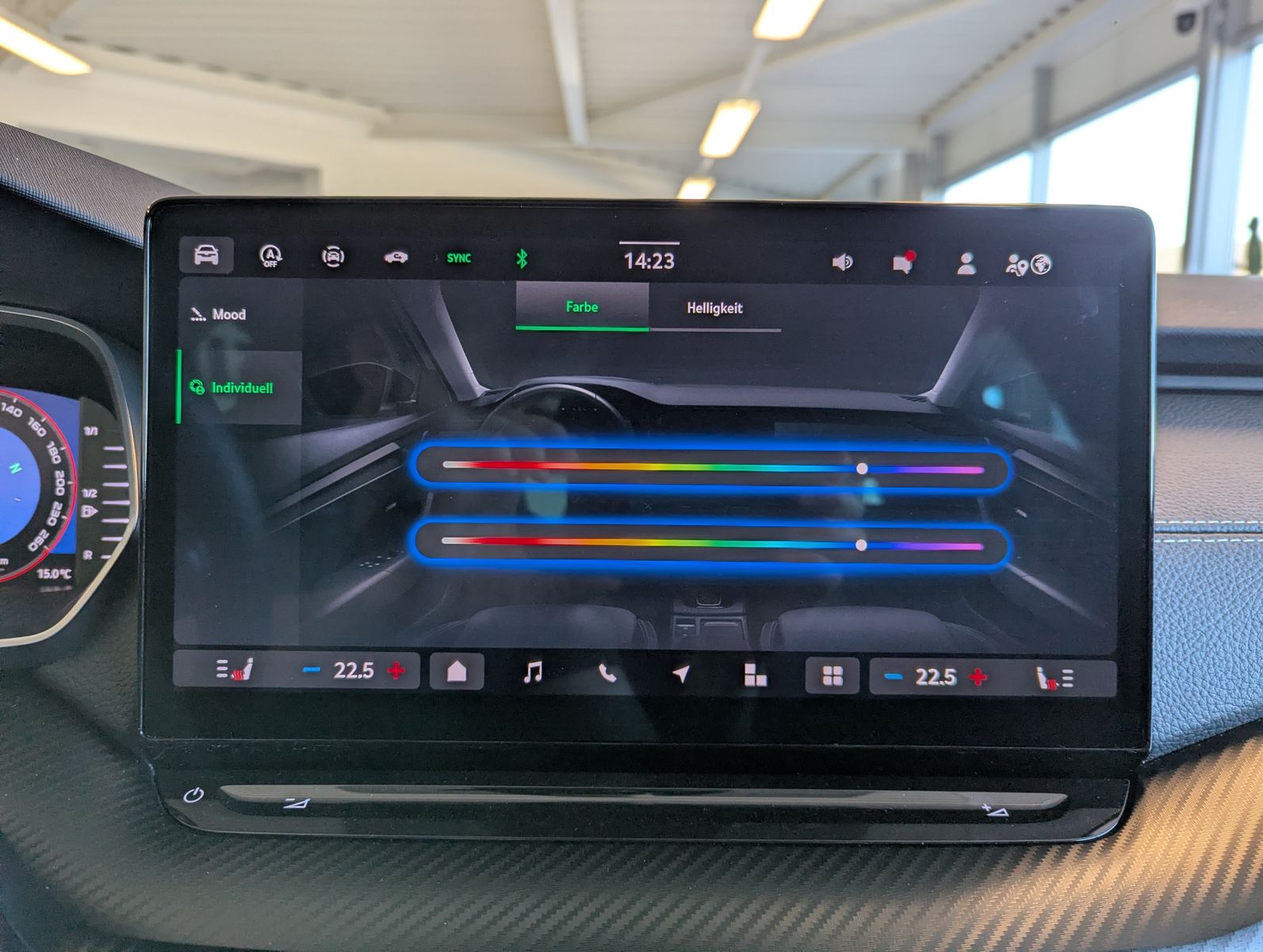 SKODA Octavia 2.0 TDI DSG Sportline Matix Assist+ 18" - Image 27