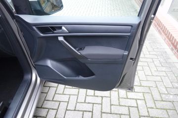 Fahrzeugabbildung Volkswagen Caddy PKW Maxi DSG  BMT 7 Sitzer