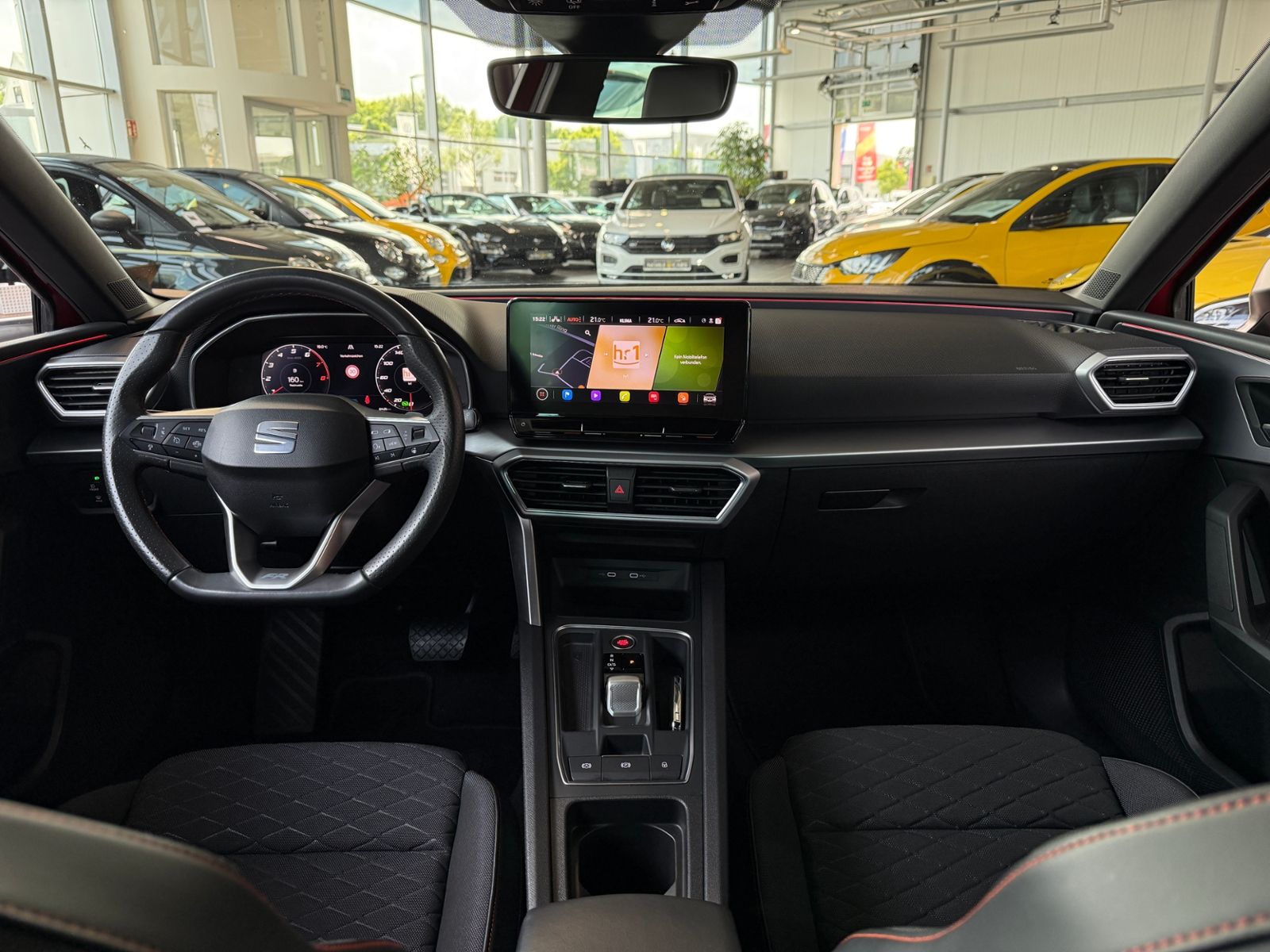 Fahrzeugabbildung SEAT Leon FR RFK LED NAVI CARPLAY