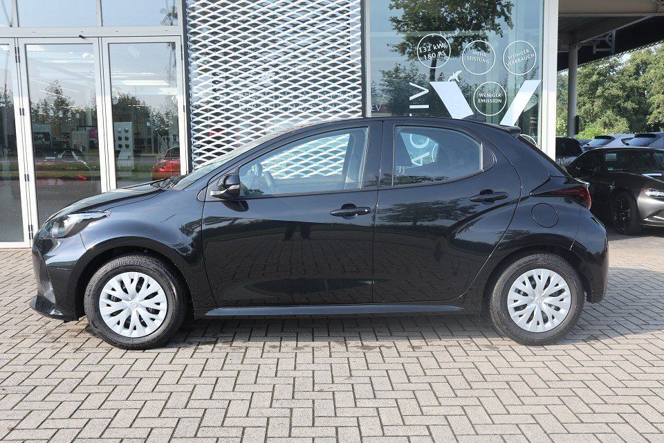 Fahrzeugabbildung Mazda 2 Hybrid Prime-Line 1.5L VVT-i 116 PS CVT ACAA R