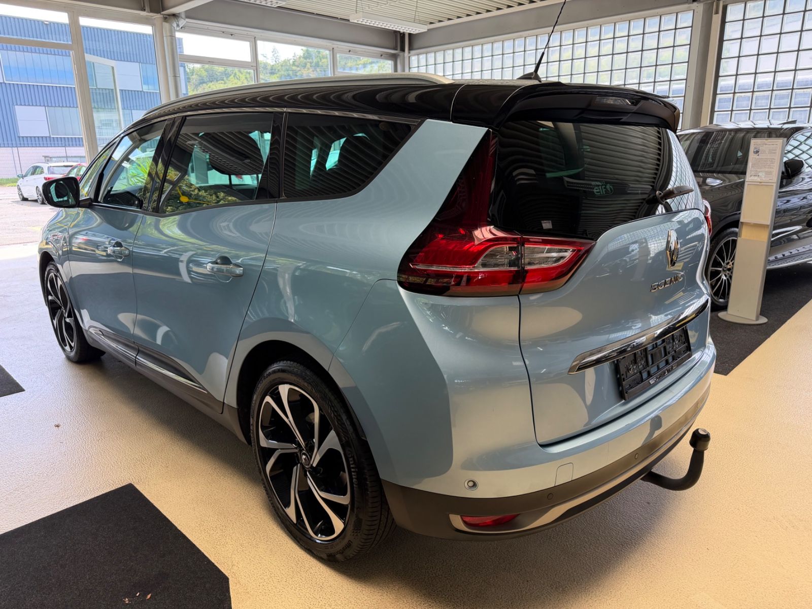 Fahrzeugabbildung Renault Scenic IV Grand BOSE Edition