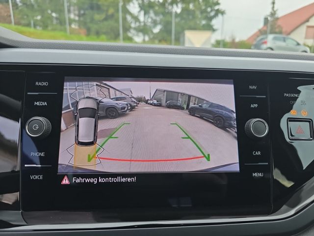 Polo 1.0 TSI DSG R-LINE IQ.LIGHT+NAVI+RFK+ACC+NW