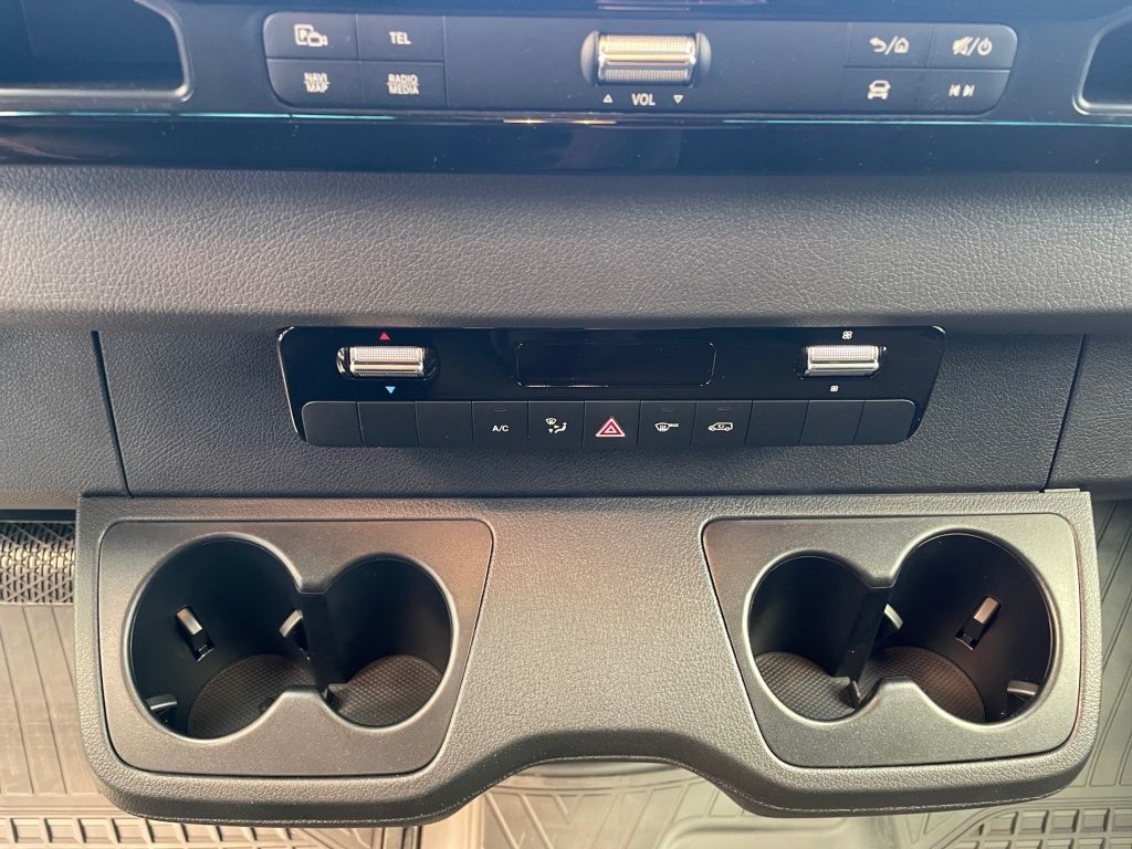 Fahrzeugabbildung Mercedes-Benz Sprinter 315 Kasten PRO L3H2 LED AHK Lenkradhzg