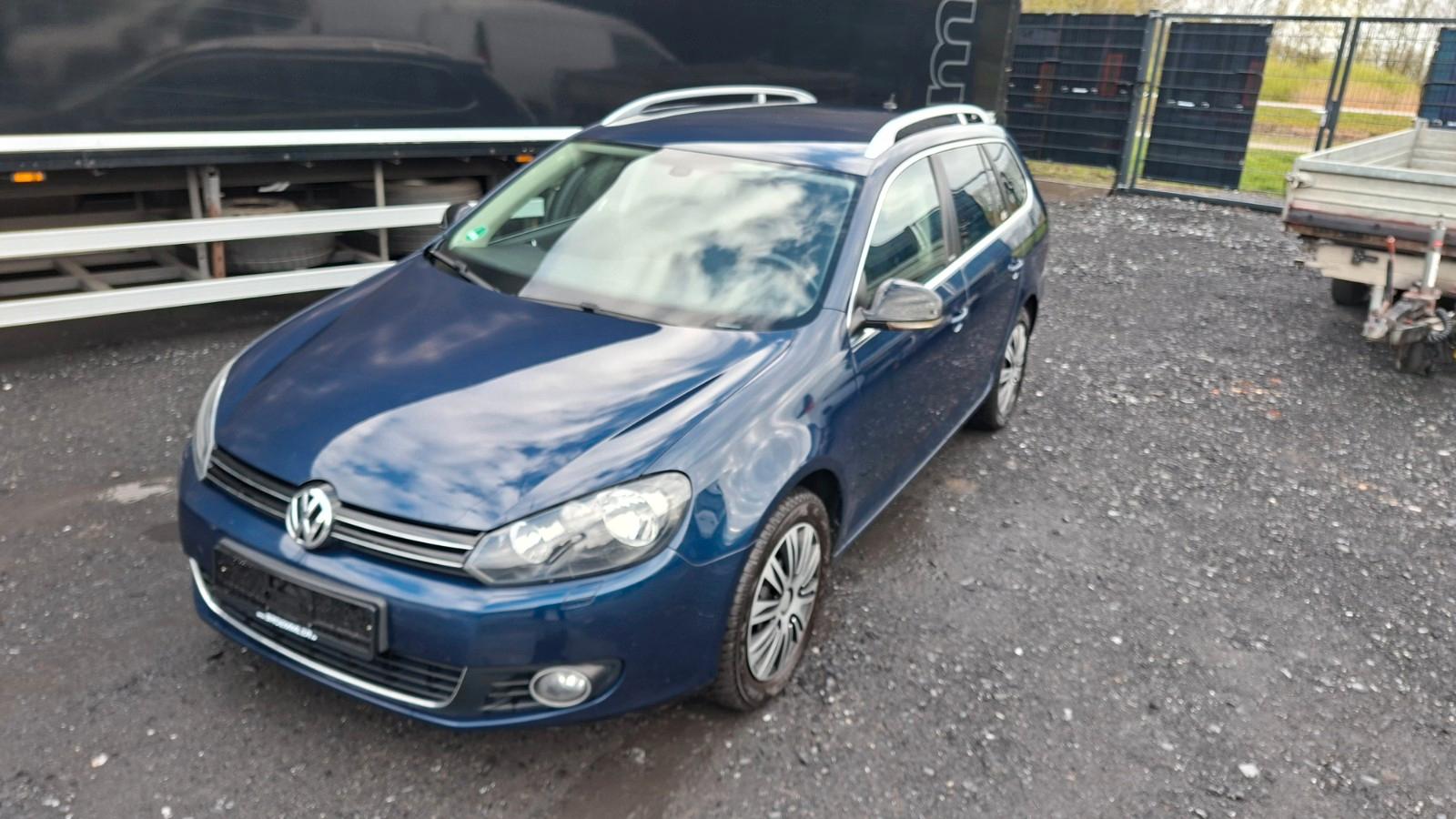 Volkswagen Golf 1.2 TSI BMotion Tech Comfortline Variant