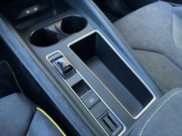 Skoda Enyaq RS *0,25%*360*AHK*DCC*HUD*PANO*STHZ*WÄPU*