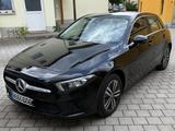 Mercedes-Benz A 250 e Anhängerkupplung 8fach Bereift MBUX