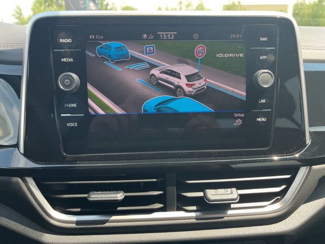 T-Roc R-Line 1.5 TSI DSG,LED,IQ.DRIVE,Kamera