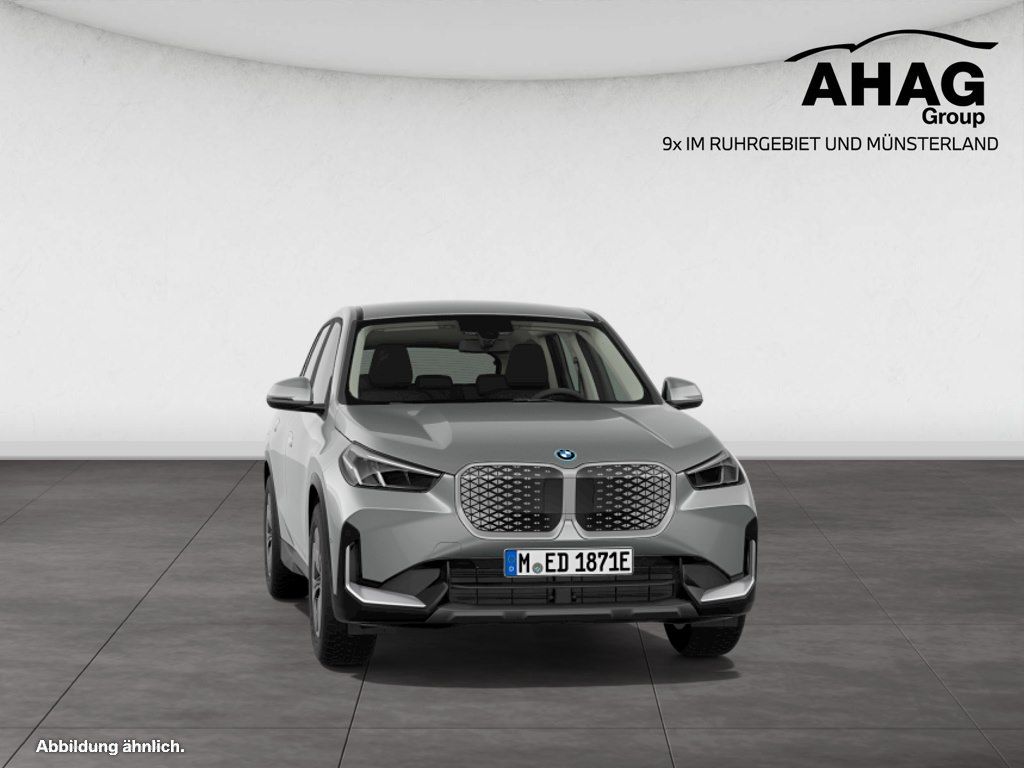 BMW iX1 - Bild 10