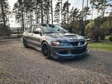 Mitsubishi Lancer Evolution 8 MR - graue Mitsubishi Lancer