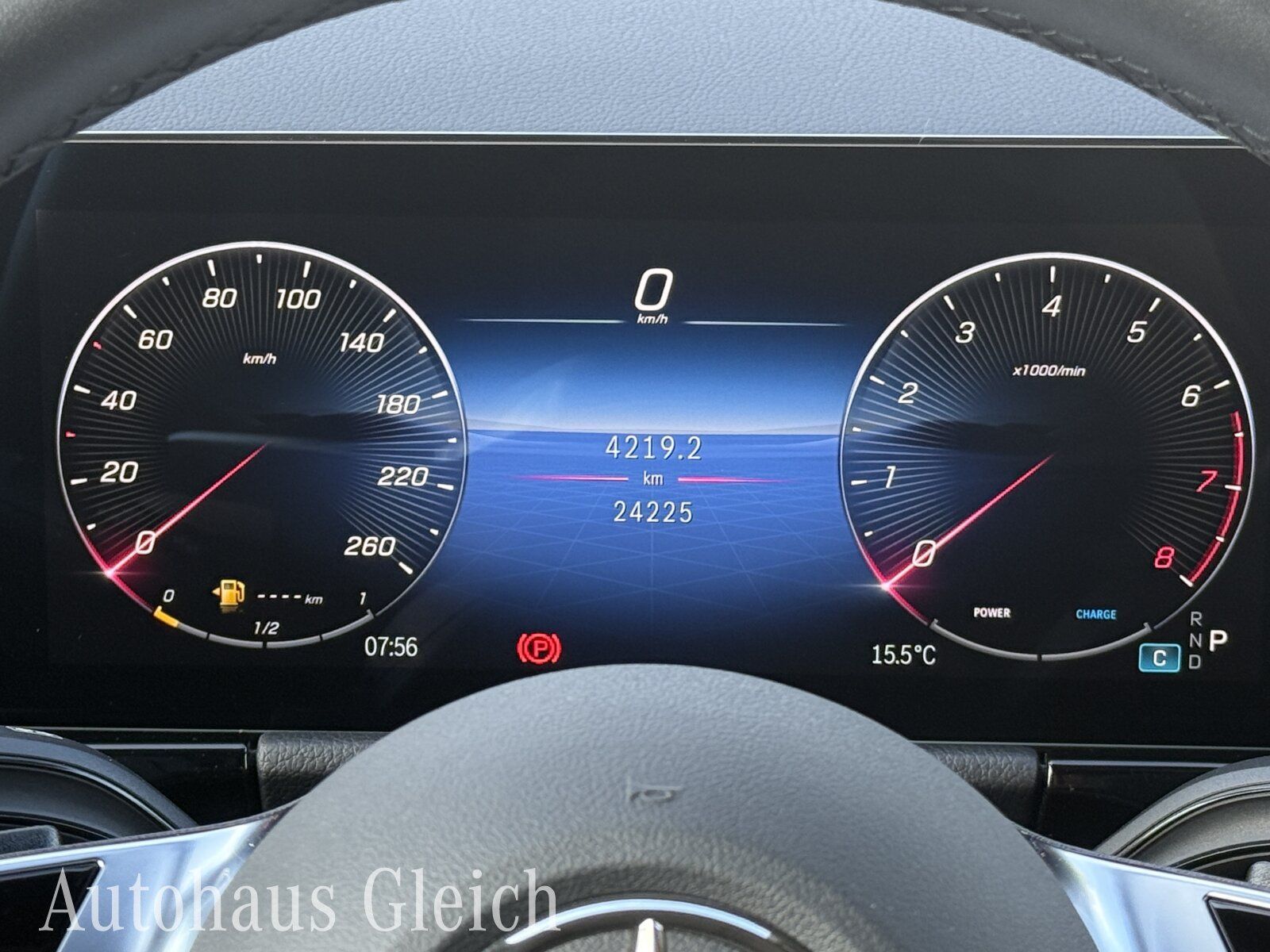 Fahrzeugabbildung Mercedes-Benz GLA 220 Progressive (EURO 6d) Navi/Standheizung