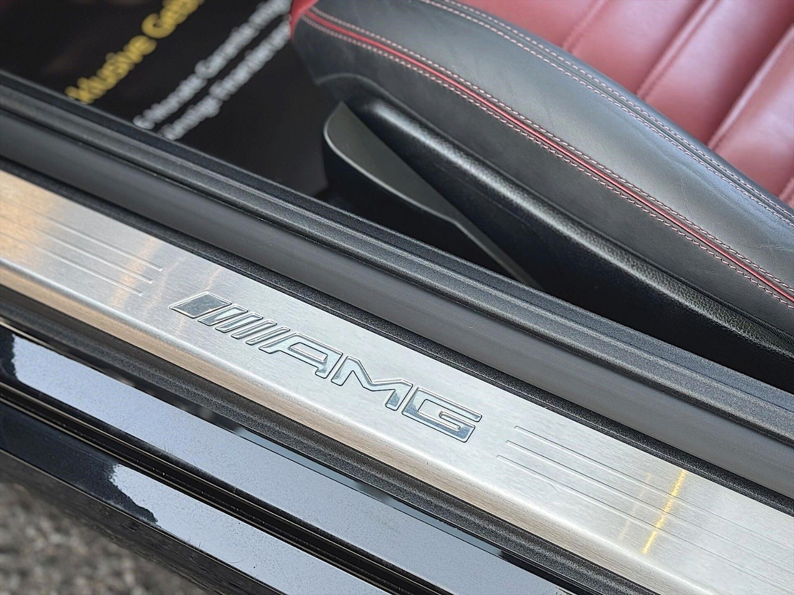 Fahrzeugabbildung Mercedes-Benz SLC 43 AMG Designo Night *LED*Kamera*Panorama*
