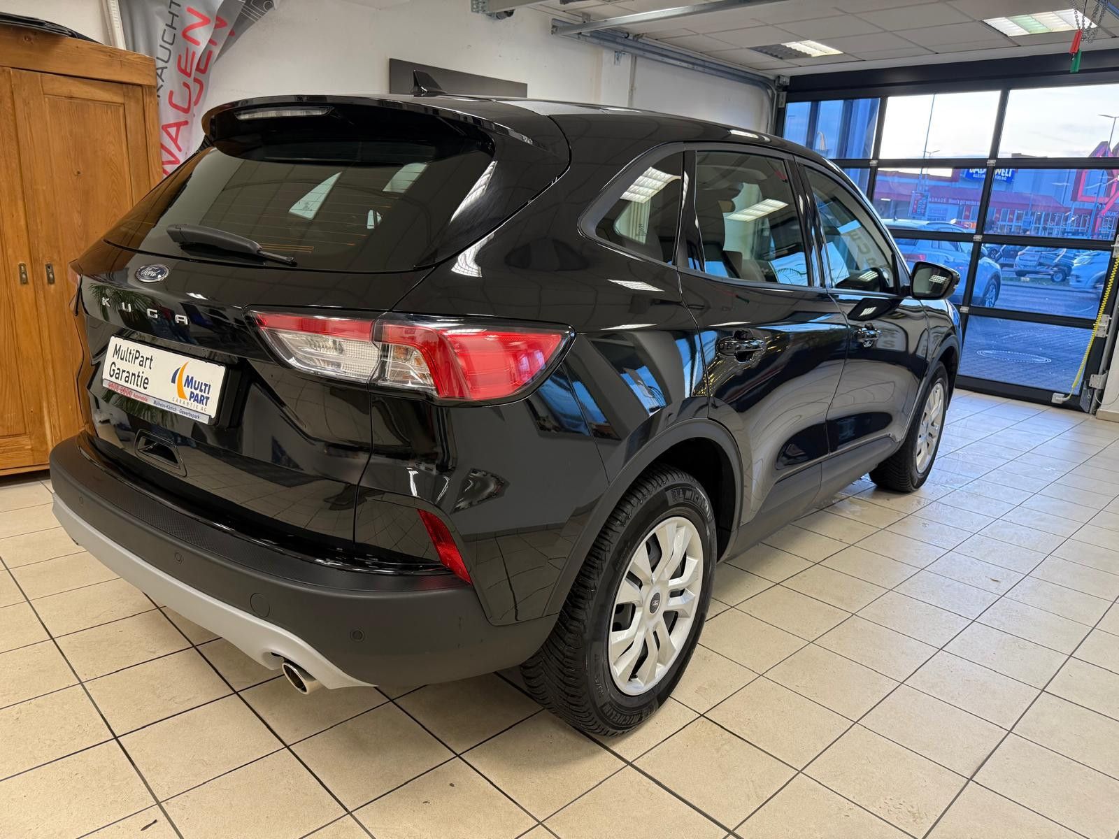 Fahrzeugabbildung Ford Kuga Cool & Connect / 1. HAND / NUR 27TKM