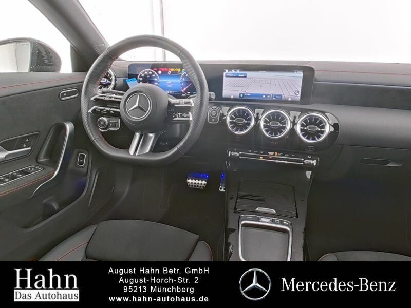 Fahrzeugabbildung Mercedes-Benz CLA 200 AMG/NIGHT/LED/KAMERA/WINTER/AMBI/..