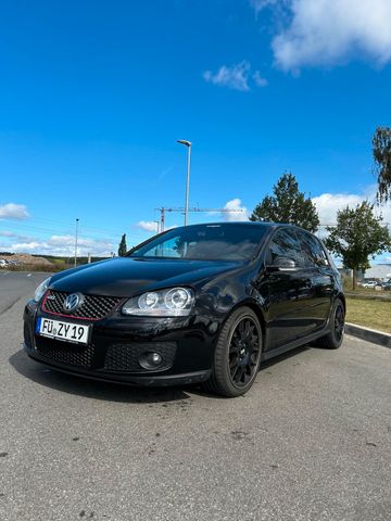 Volkswagen Golf 2.0 T-FSI GTI