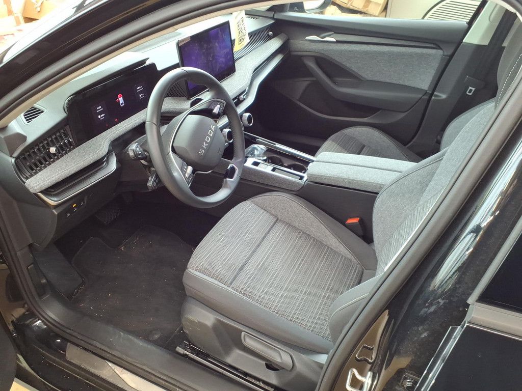Skoda Superb - Bild 8