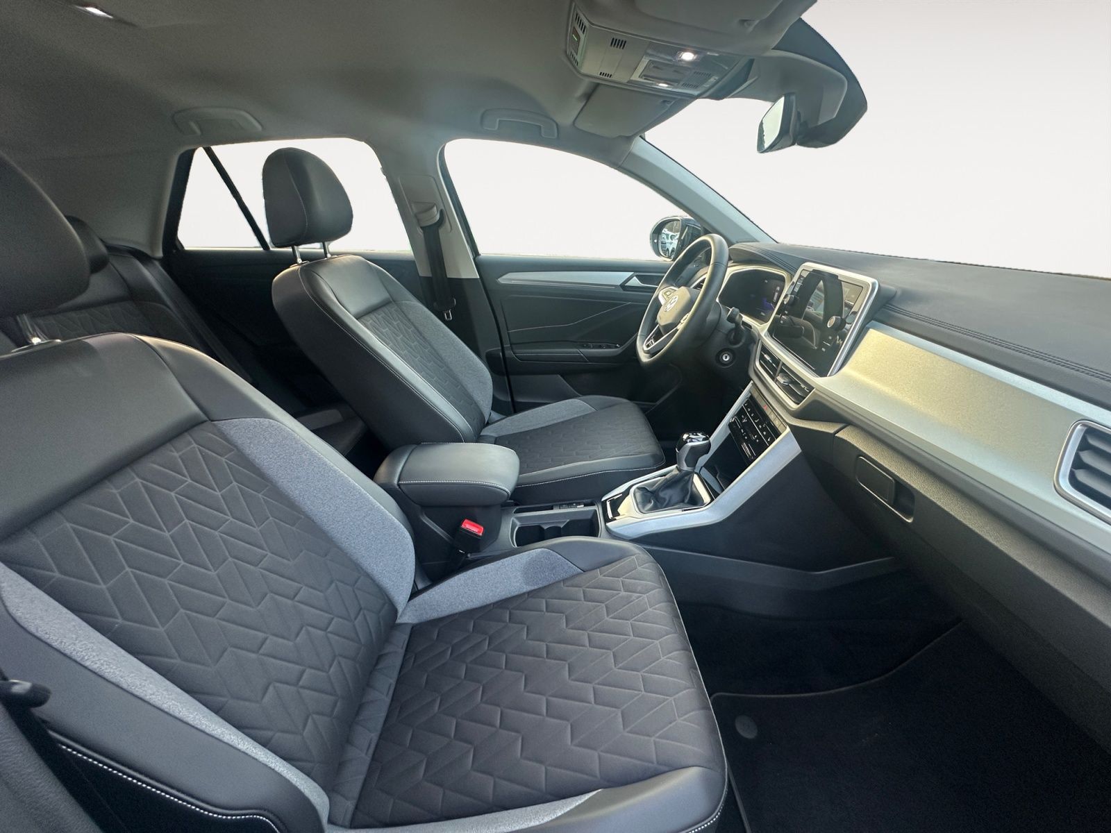 Volkswagen T-Roc - Bild 16