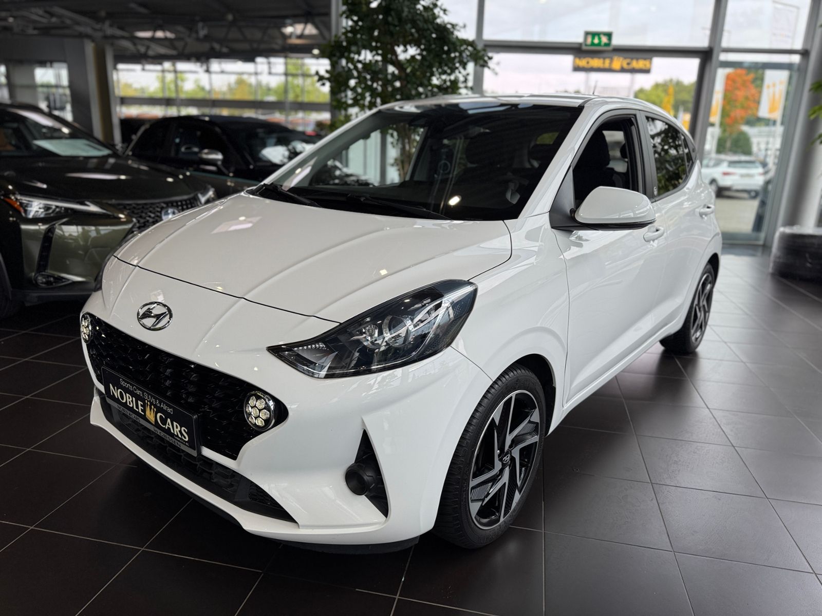 Fahrzeugabbildung Hyundai i10 Edition 30+ NAVI RFK SHZ KLIMA