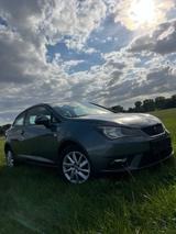 Seat Ibiza 1.4 Benzin EIRO 5 - Seat Ibiza aus 2012 mit Benzin-Antrieb: Kleinwagen, 1.4