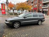 Volvo V70 2.0T Automatik , TÜV 2027 , Sche... - Volvo V70 20V mit Benzin-Antrieb