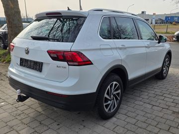 Volkswagen Tiguan - 4