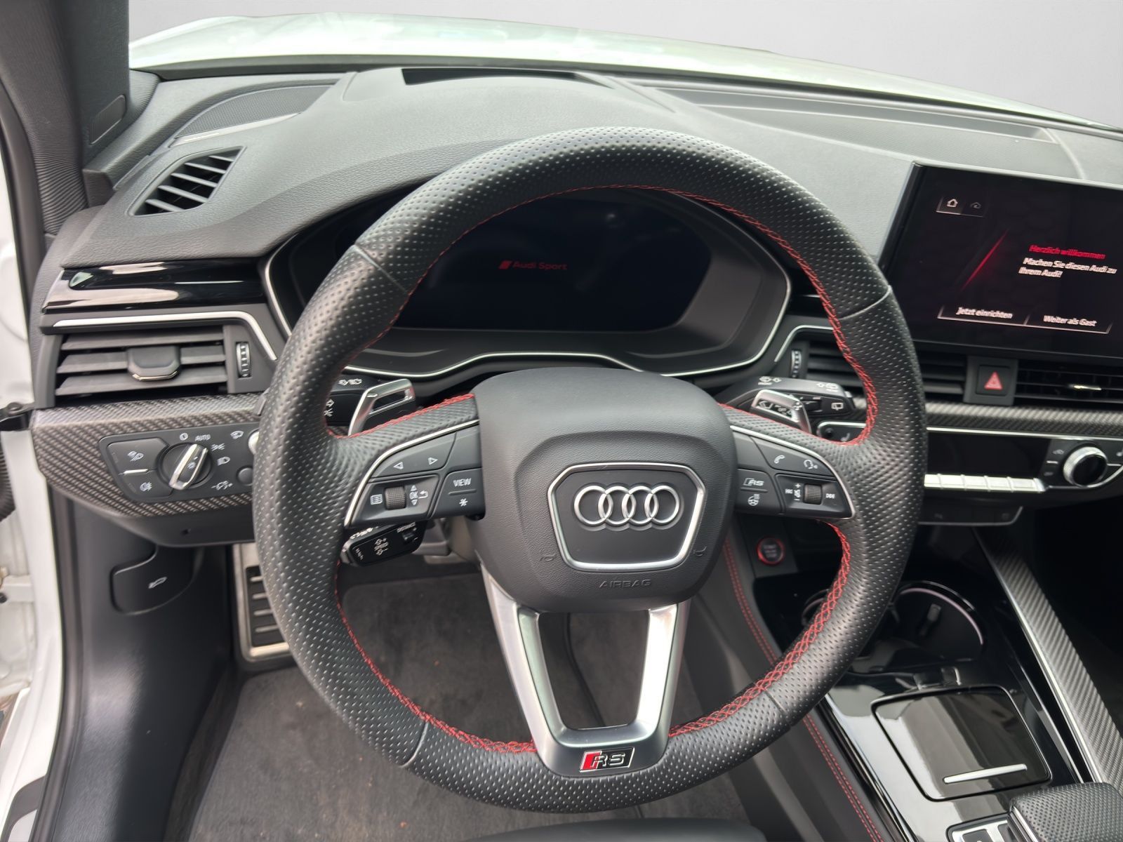 Audi RS4 - Bild 10