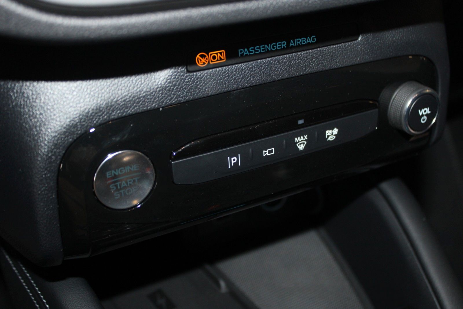Fahrzeugabbildung Ford Kuga 2.5 Duratec FHEV BlueCruise Edition SOFORT