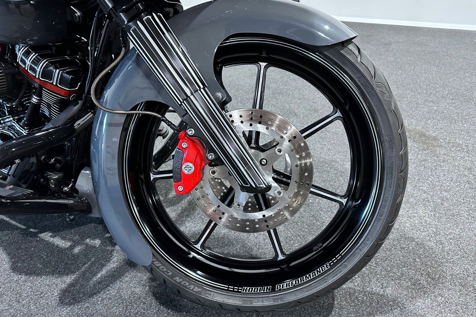 Fahrzeugabbildung Harley-Davidson CVO Road Glide KODLIN 23" FAT TI