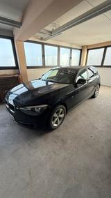BMW 118d  Automatik - BMW 1er Reihe mit Diesel-Antrieb: Kombi, Automatik