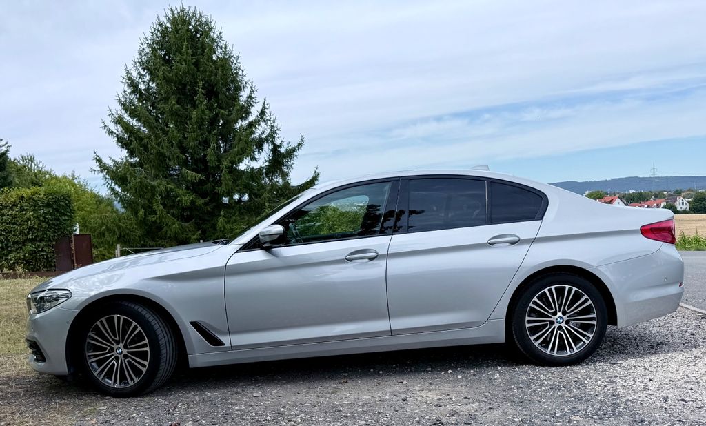 Image of BMW 520