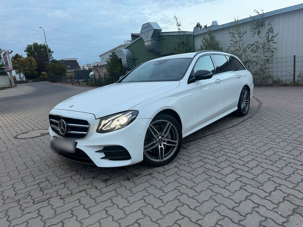 Image of Mercedes-Benz E 400