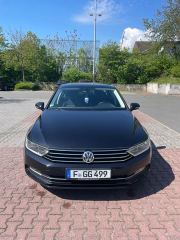 VW Passat 1.6 TDI Comfortline Comfortline
