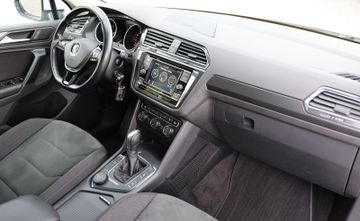 Volkswagen Tiguan - 8
