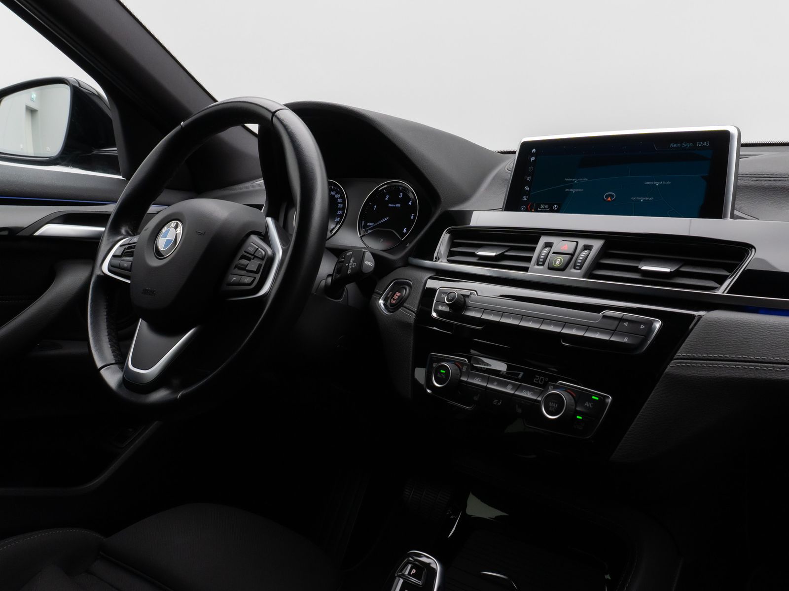 Fahrzeugabbildung BMW X2 sD18d Kamera DAB LED Geschwindigkeitsr Sport