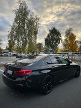 BMW 550d G30 erviceNeu Scheckheft Garagenwagen - BMW 5er mit Diesel-Antrieb
