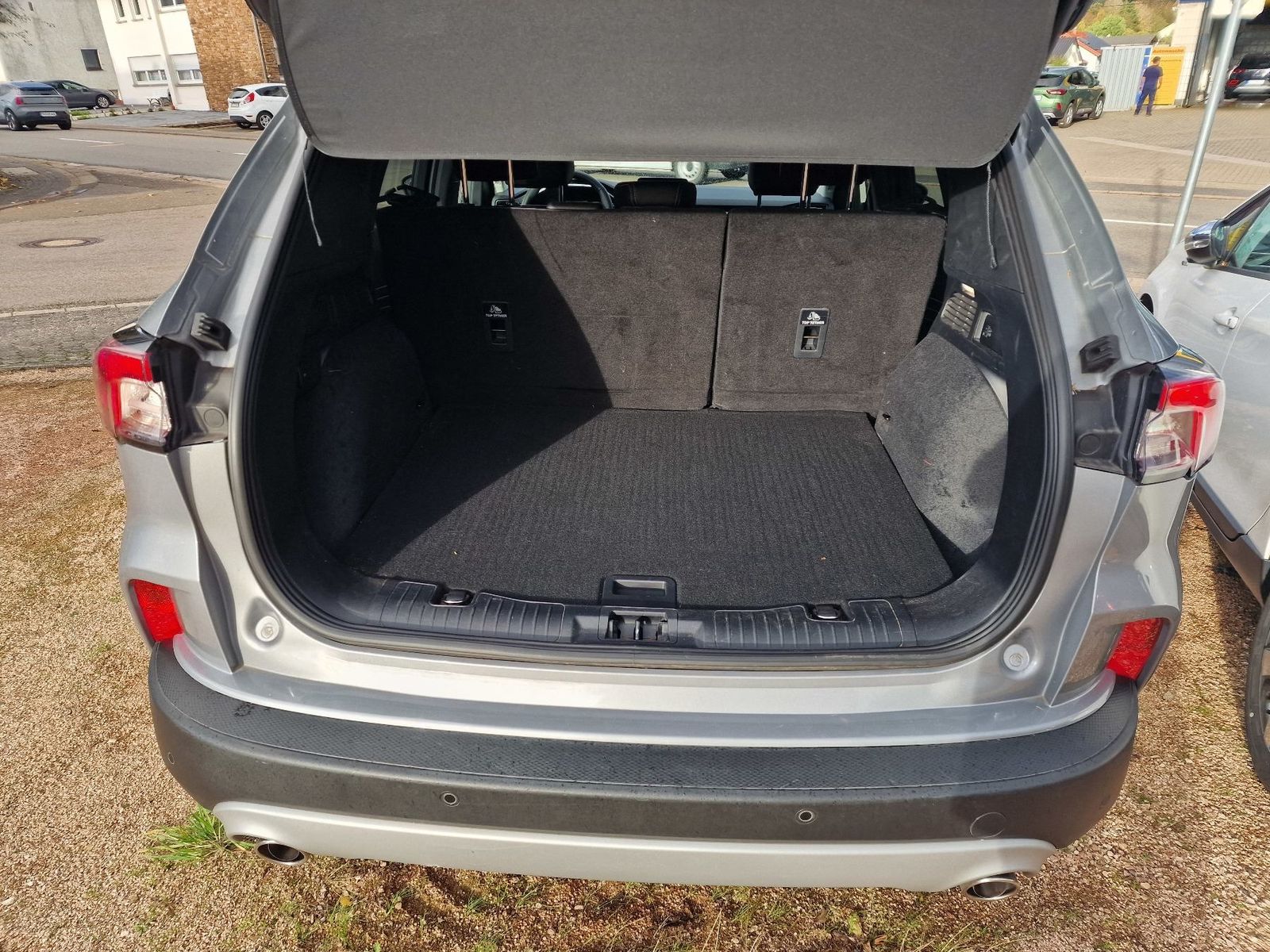 Fahrzeugabbildung Ford Kuga Plug-In Hybrid Titanium X