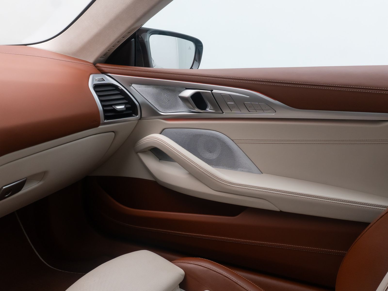 Fahrzeugabbildung BMW M850i xD Coup&eacute; B&W 360&deg;Laser DAB Individual Voll