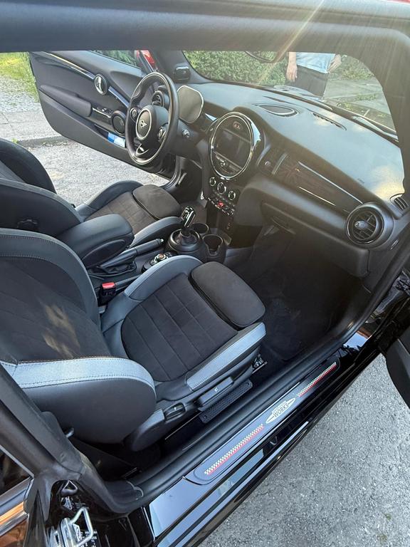 MINI John Cooper Works Coupé