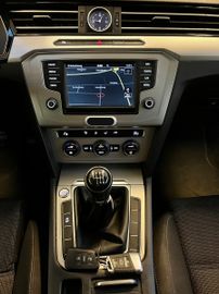 Volkswagen Passat Variant - 5